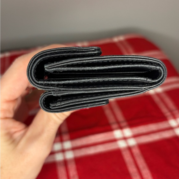 Coach Vintage Soho Black Leather Trifold Wallet - Picture 7 of 8